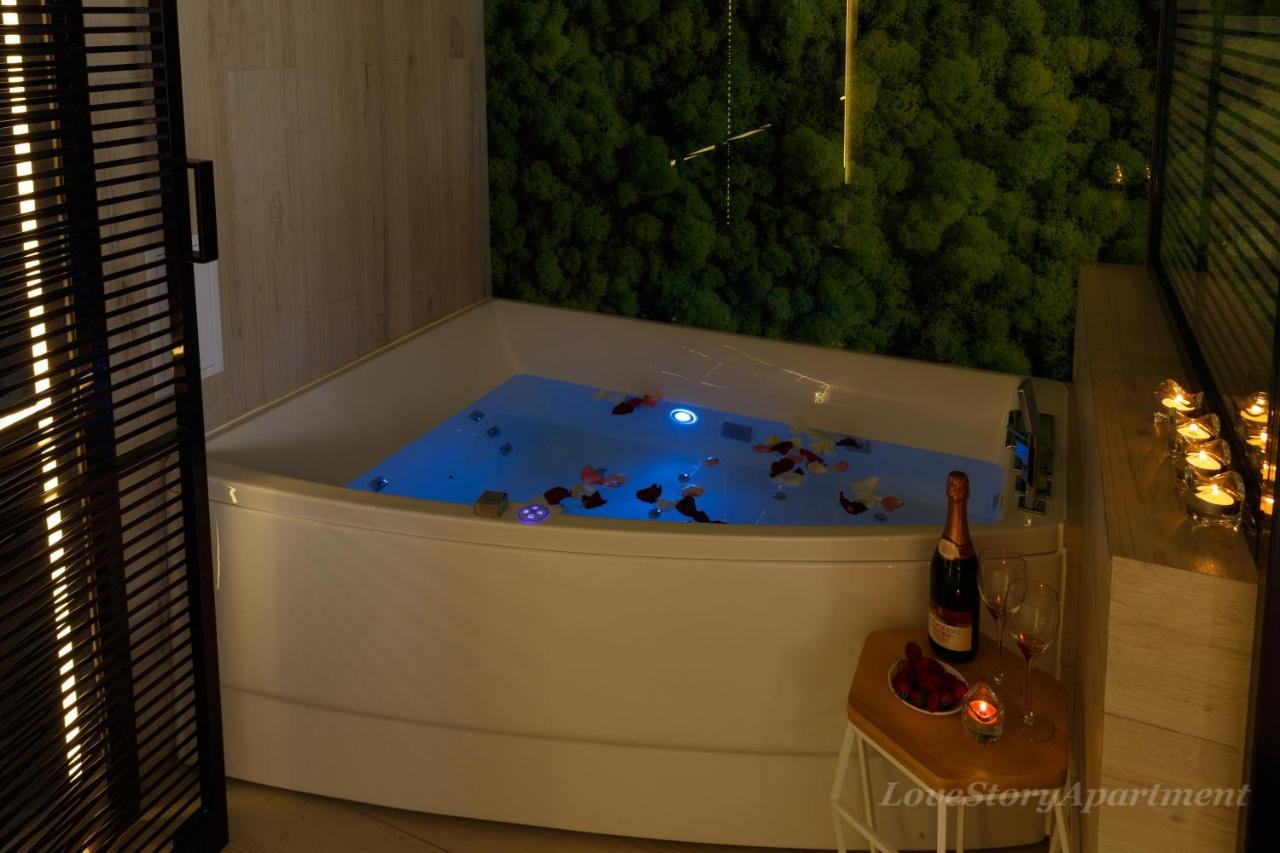 Luxury apartments «Love Story» Ivano-Frankivsk Extérieur photo